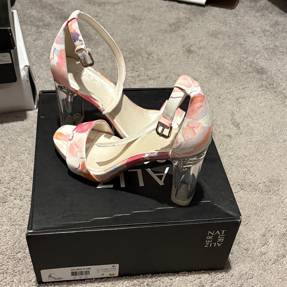 Naturalizer Pink and Cream Floral Heels